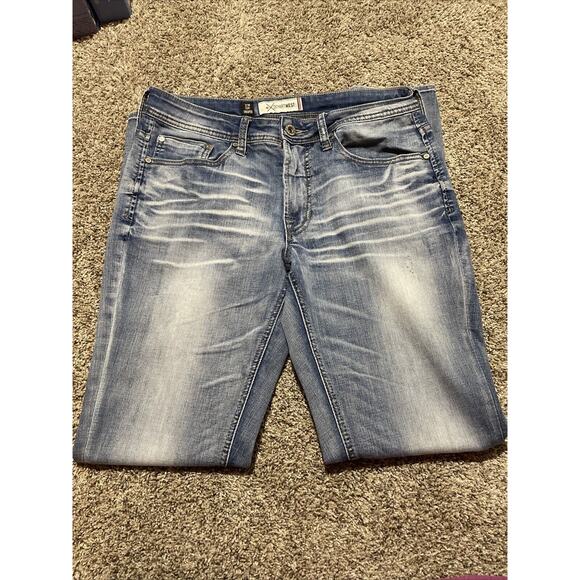 Departwest Buckle Mens Jeans Trouper Straight Leg Denim Size 31x32R Light Wash - Picture 3 of 14